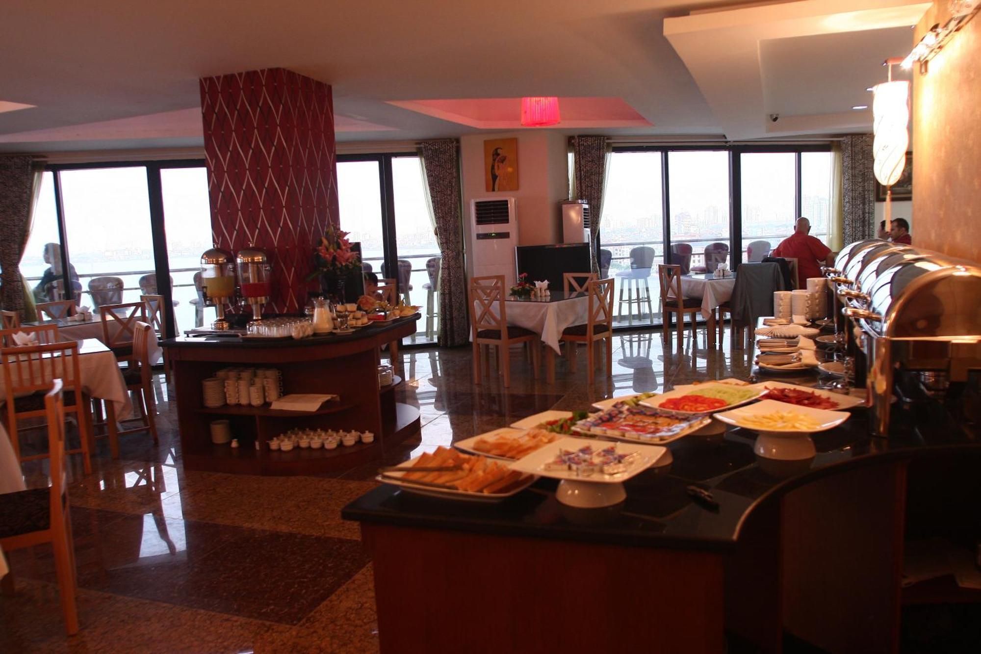 Sunset Westlake Hanoi Hotel Екстериор снимка