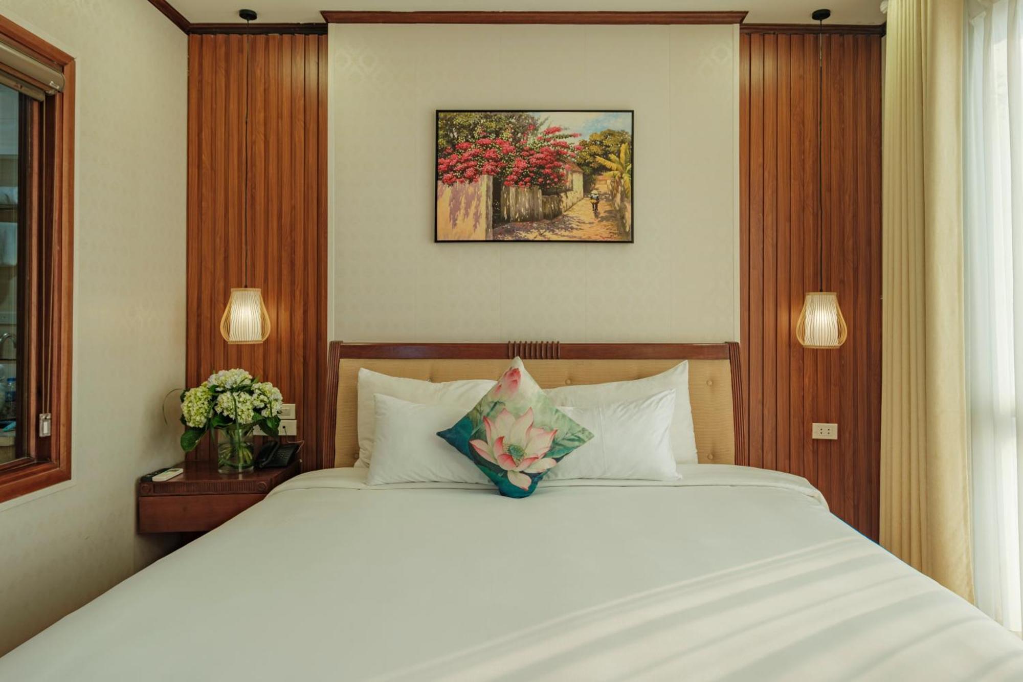 Sunset Westlake Hanoi Hotel Екстериор снимка