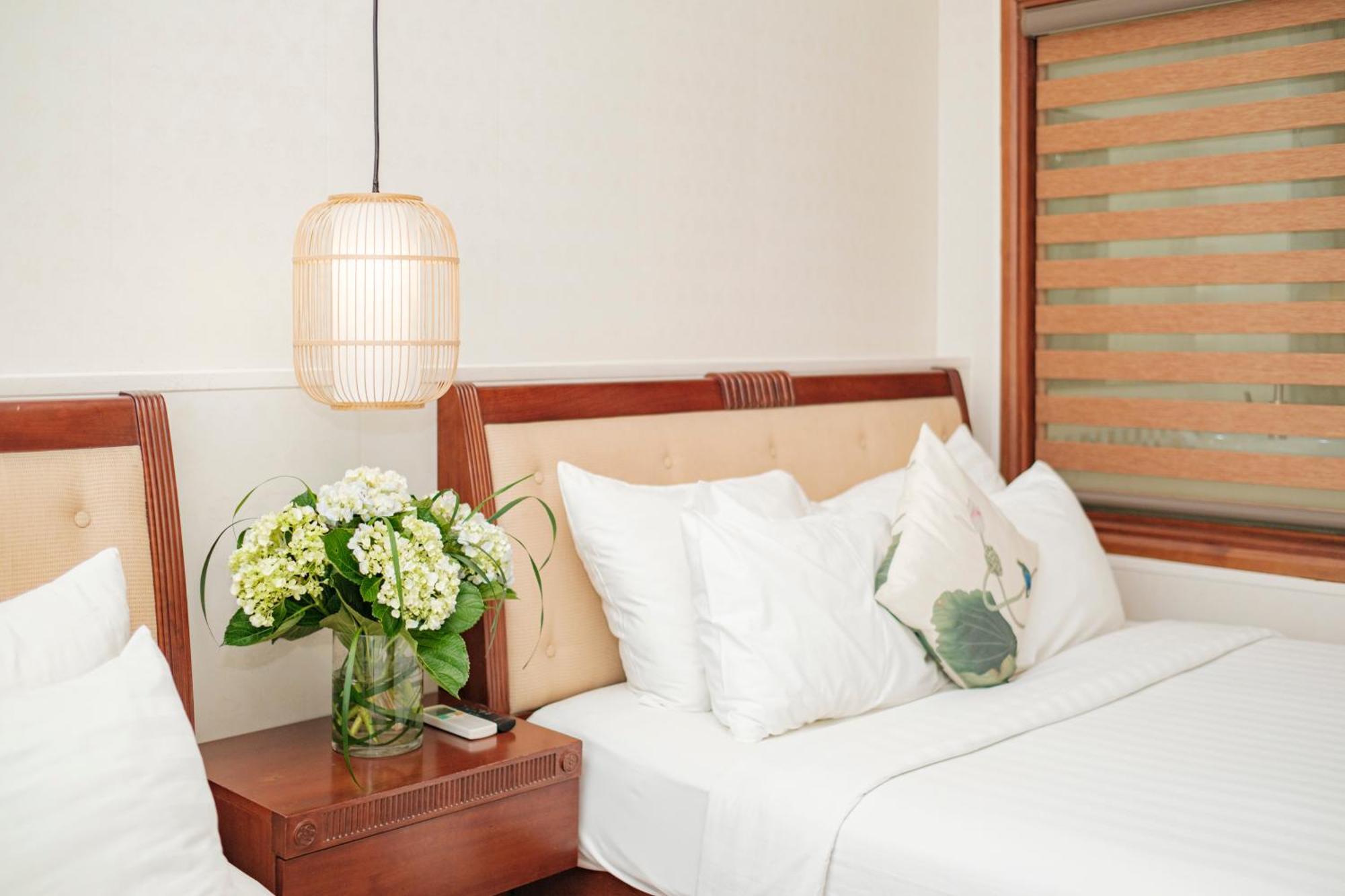 Sunset Westlake Hanoi Hotel Екстериор снимка