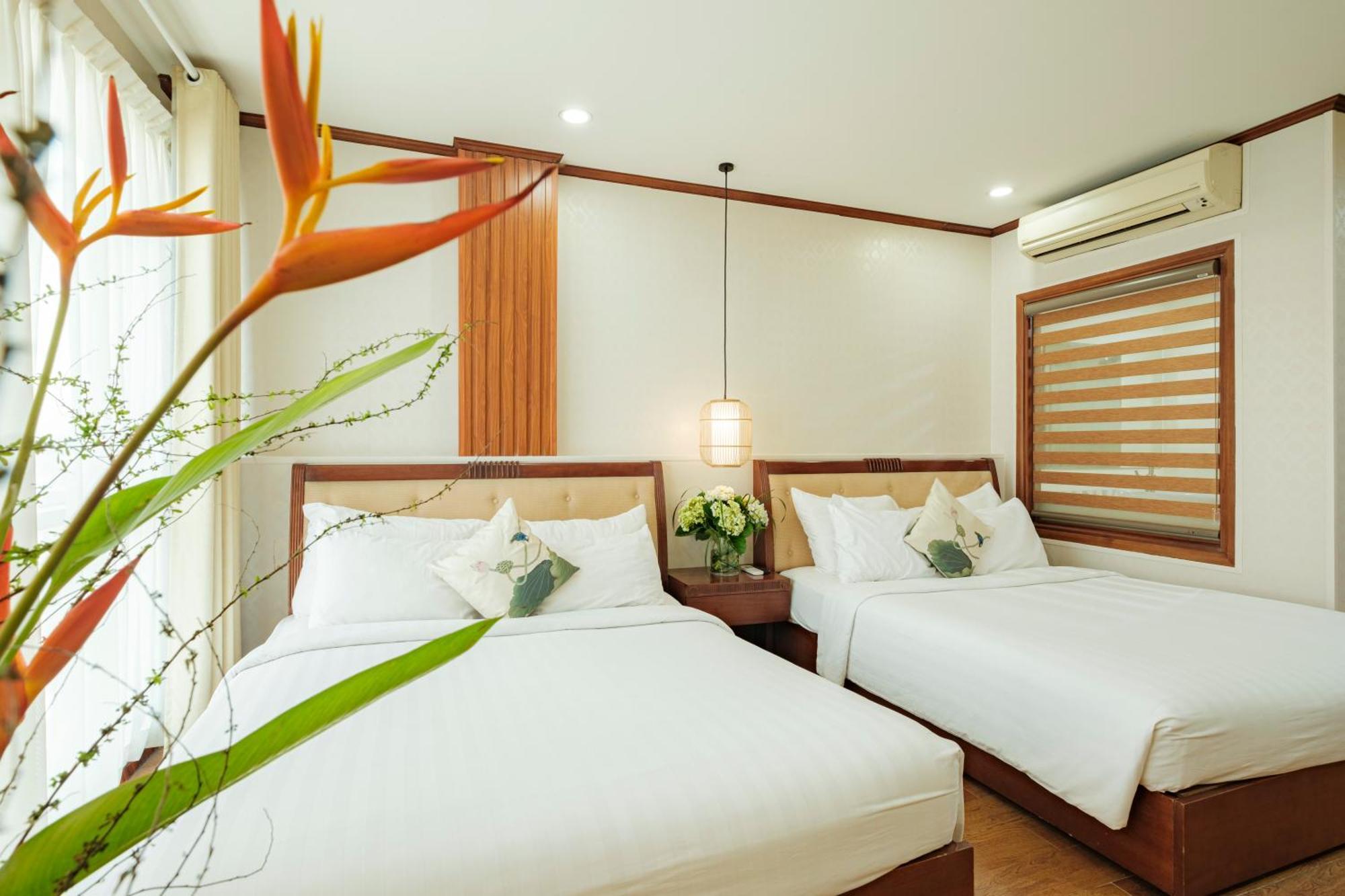 Sunset Westlake Hanoi Hotel Екстериор снимка