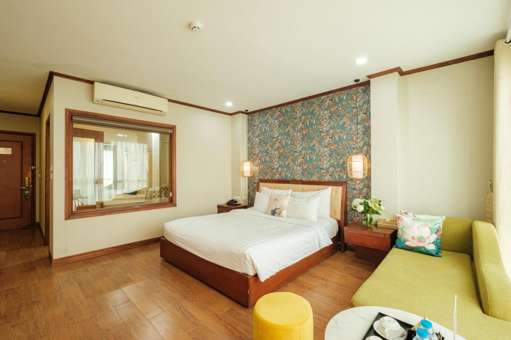 Sunset Westlake Hanoi Hotel Екстериор снимка