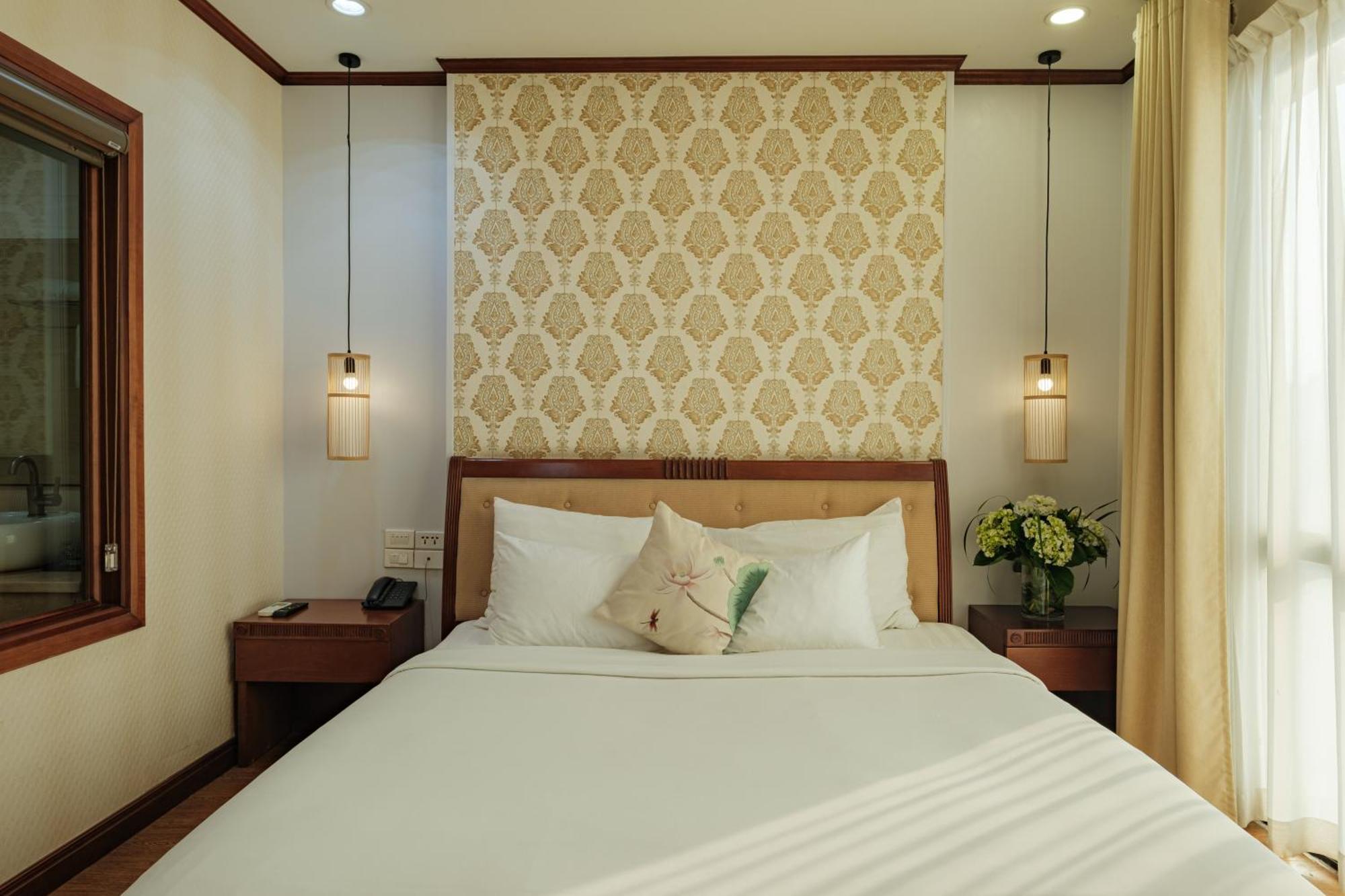 Sunset Westlake Hanoi Hotel Екстериор снимка